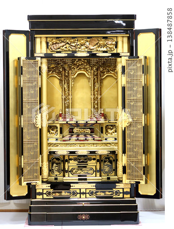 大型の金仏壇 浄土真宗本願寺派(西本願寺)の仏壇③ 大型の金仏壇 浄土真宗本願寺派(西本願寺)の仏壇③ 138487858