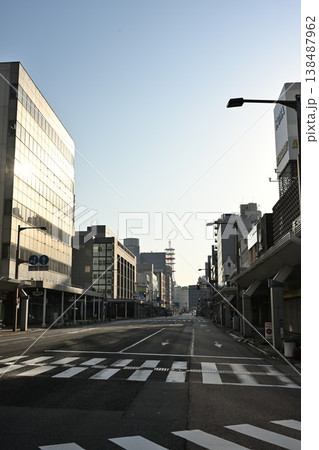 古町の中心市街地の街並み(新潟県新潟市中央区) 古町の中心市街地の街並み(新潟県新潟市中央区) 138487962