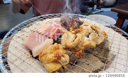 ホルモン焼肉屋 炭焼き 網と炎 ホルモン焼肉屋 炭焼き 網と炎 138490858