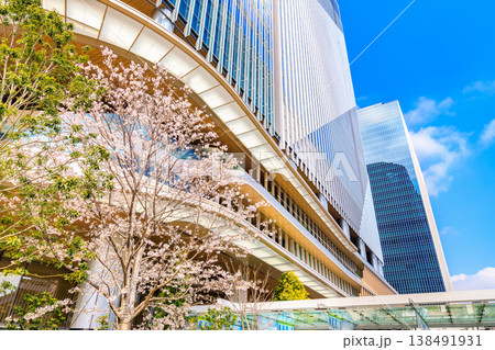 東京　港区　グランドオープンした高輪ゲートウェイシティ　THE LINKPILLAR 1 NORTH 138491931