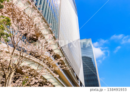 東京　港区　グランドオープンした高輪ゲートウェイシティ　THE LINKPILLAR 1 NORTH 138491933