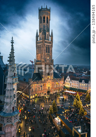 Christmas market decorated and illuminated in Bruges, Belgium. 138494165