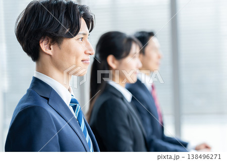 面接　撮影協力：学校法人電波学園　東京電子専門学校 138496271