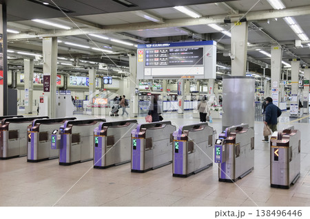 阪急電鉄 大阪梅田駅の自動改札機 阪急電鉄 大阪梅田駅の自動改札機 138496446