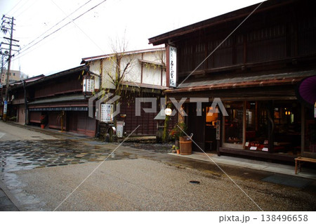 郡上八幡の町並み やなか水の小道 郡上八幡の町並み やなか水の小道 138496658