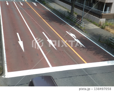 歩道橋からの国道16号線 歩道橋からの国道16号線 138497058