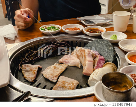 韓国料理　焼肉 138497948