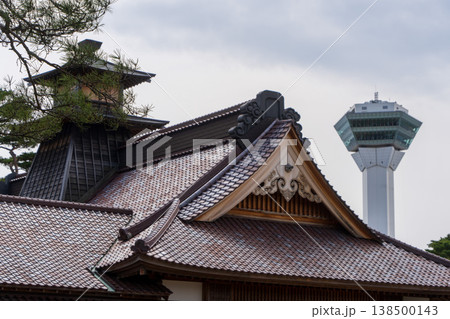 箱館奉行所と五稜郭タワー(北海道函館) 箱館奉行所と五稜郭タワー(北海道函館) 138500143