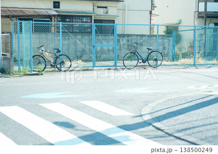 晴れた日の路地 晴れた日の路地 138500249