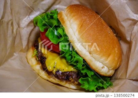ハンバーガー 138500274