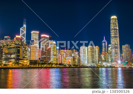 香港 夜のビクトリアハーバー 香港 夜のビクトリアハーバー 138500326