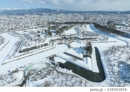 【函館・五稜郭】積雪の五稜郭公園 138501654