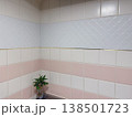 キッチンをタイルシールとゴールドテープでリメイク 138501723