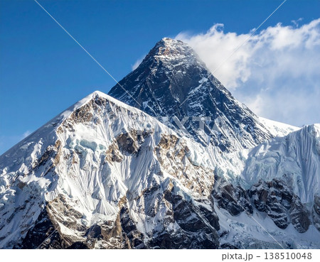 雪山 138510048