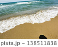波打ち際と砂浜 138511838