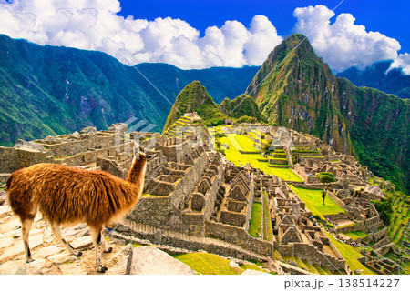 インカ帝国の至宝・マチュピチュ遺跡の絶景 インカ帝国の至宝・マチュピチュ遺跡の絶景 138514227