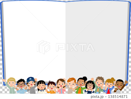 空欄のノートと多国籍、多人数の元気な12人の子どもたちの上半身と 138514871