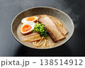 豚骨醤油ラーメン 138514912