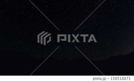 黒い背景 138518871