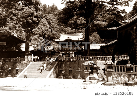 古写真 1957年 日光東照宮の陽明門 古写真 1957年 日光東照宮の陽明門 138520199
