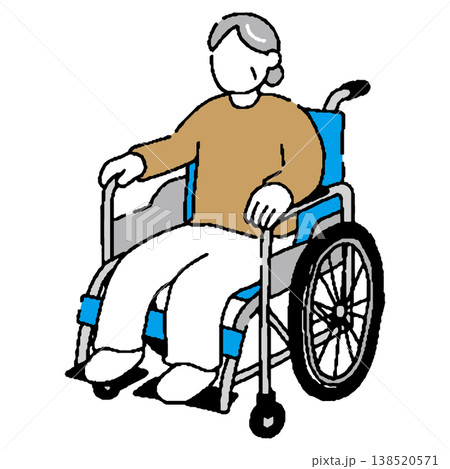 車椅子に乗るシニア女性 138520571