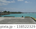 与那覇前浜と来間大橋 138522329