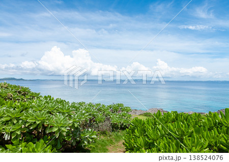 神の島・久高島の海 138524076