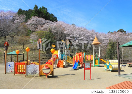 吉四六ランドの遊具（臼杵市） 138525060