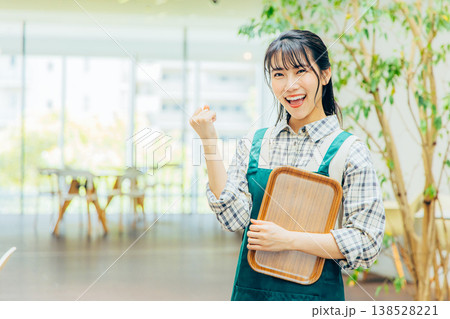 カフェ 女性 バイト カフェ 女性 バイト 138528221