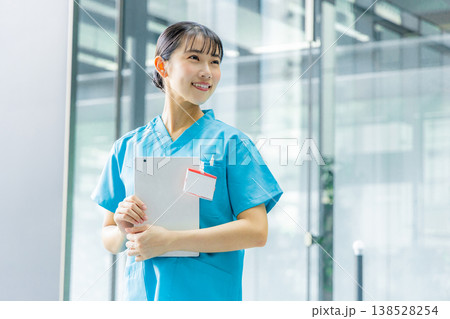 若い看護師 若い看護師 138528254