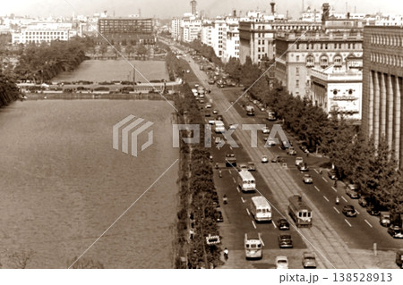 古写真　1956年　東京　日比谷の外濠と日比谷通りのパノラマ 138528913