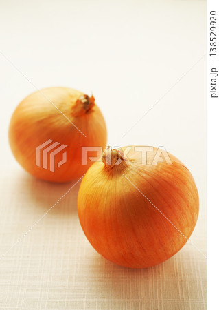 玉ねぎ 138529920