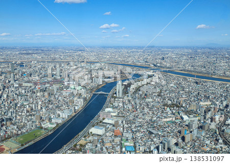 都心のビル群【東京スカイツリーより東京の北東側】 都心のビル群【東京スカイツリーより東京の北東側】 138531097
