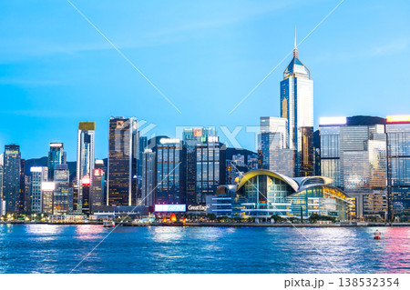 香港 ビクトリアハーバー 夕景 香港 ビクトリアハーバー 夕景 138532354