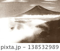 古写真　1953-1954年　山梨県の三つ峠から望む富士山 138532989