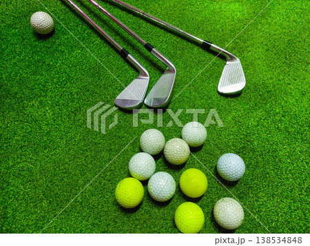 golf ball on green grass 138534848