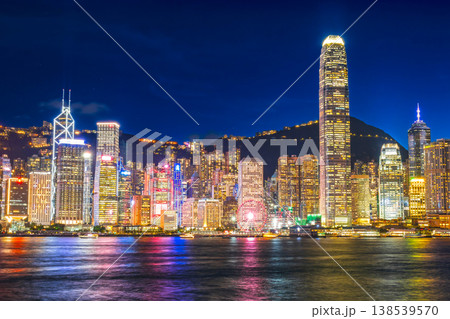 香港 ビクトリアハーバー 夜景 香港 ビクトリアハーバー 夜景 138539570