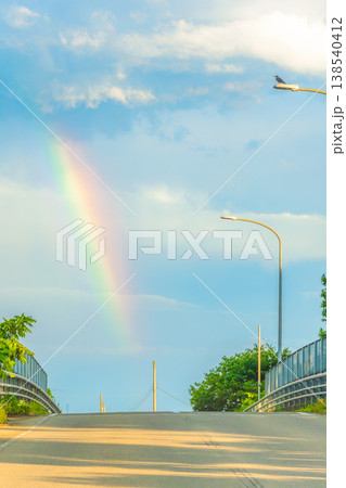 虹 138540412