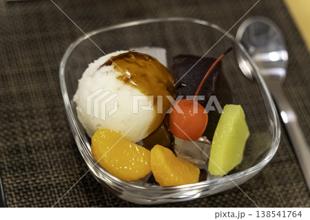 フルーツあんみつの食品サンプル フルーツあんみつの食品サンプル 138541764