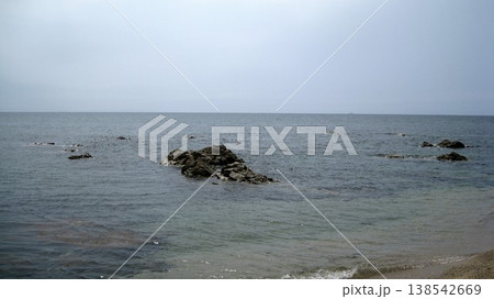 穏やかな夏の日本海 穏やかな夏の日本海 138542669