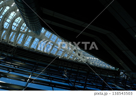 近代建築美　東京国際フォーラム 138543503