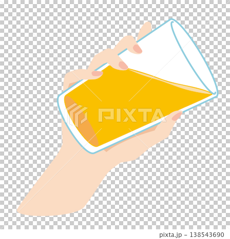 ジュースが入ったコップを持つ手のイラスト 138543690