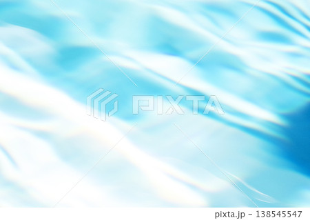 カラフルな水面模様がつくる夏色のイメージ カラフルな水面模様がつくる夏色のイメージ 138545547