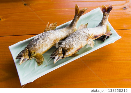 おいしいアユの塩焼き おいしいアユの塩焼き 138550213