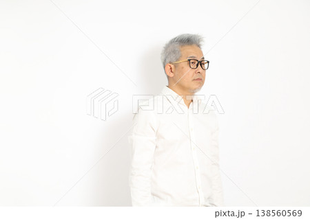 Three-Quarter View Portrait Three-Quarter View Portrait 138560569