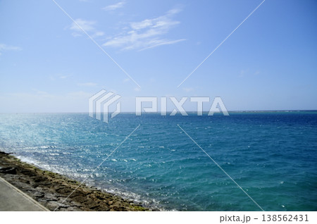 旅先で見た海景色 138562431