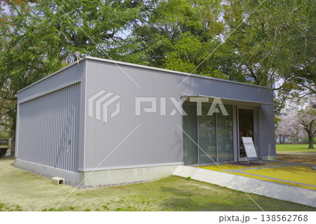 広島にある被爆遺構展示館 138562768