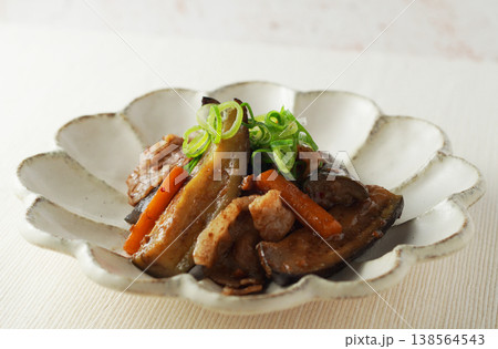 茄子と豚ばら肉の味噌炒め 138564543