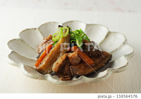 茄子と豚ばら肉の味噌炒め 茄子と豚ばら肉の味噌炒め 138564576