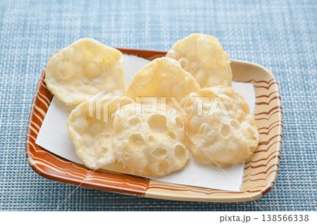 おせんべい 甘口しょうゆ味 おせんべい 甘口しょうゆ味 138566338